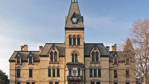 Old Main, Hamline University, Saint Paul, Minnesota, U.S.A. 28 April 2013. Photo by McGhiever.