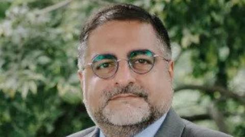 Hussein Rashid headshot