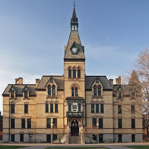 Old Main, Hamline University, Saint Paul, Minnesota, U.S.A. 28 April 2013. Photo by McGhiever..