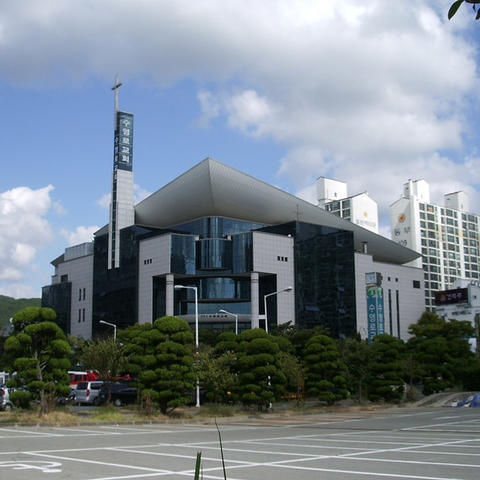 수영로교회 Suyeong Road Church, Busan, Image by Scarlet Sappho